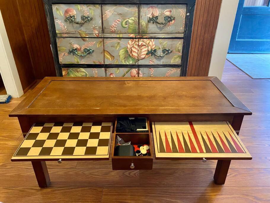 Spacious Downtown Jackson Retreat- Historic Hangout Luaran gambar