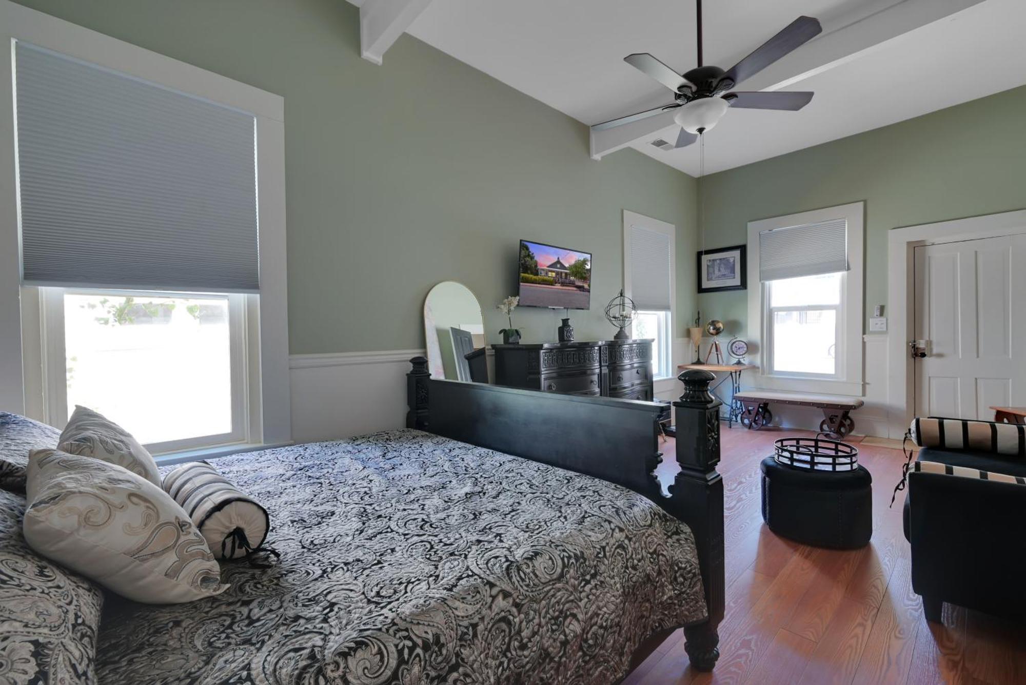 Spacious Downtown Jackson Retreat- Historic Hangout Luaran gambar