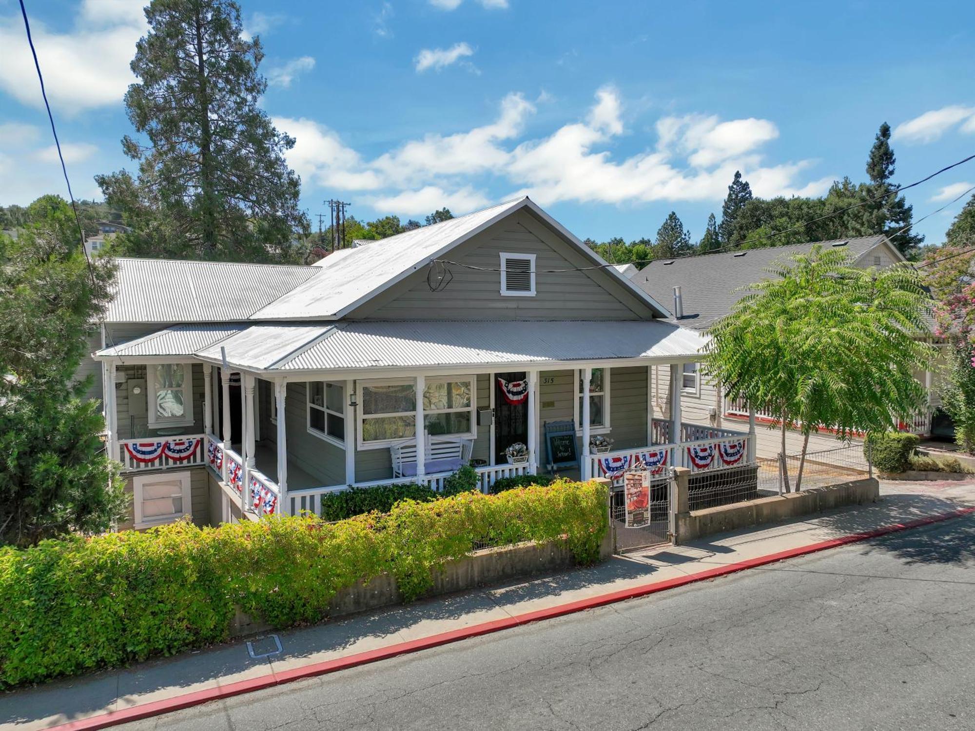 Spacious Downtown Jackson Retreat- Historic Hangout Luaran gambar