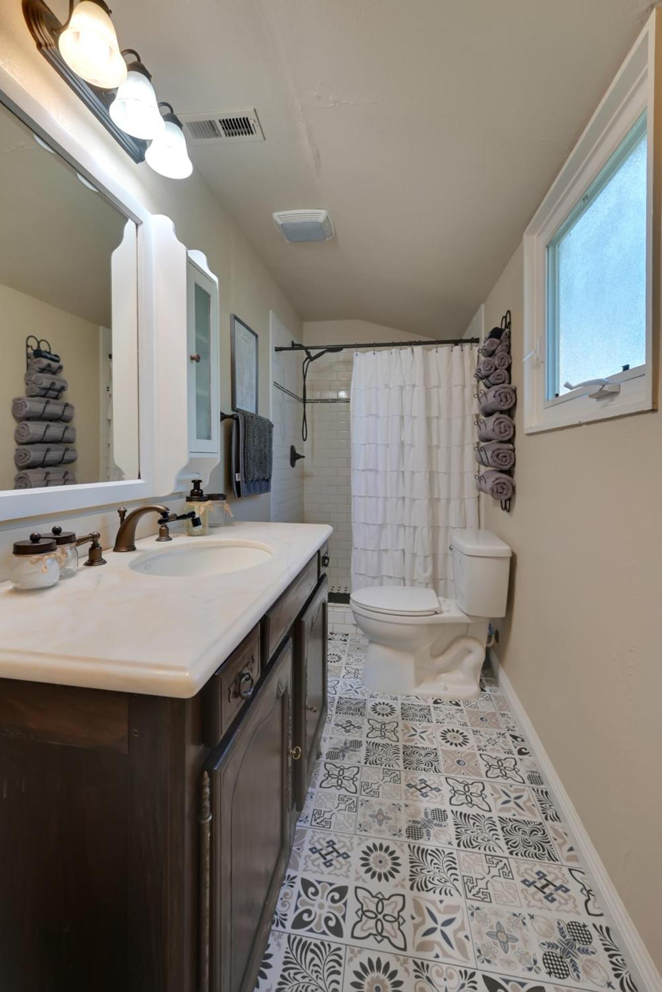 Spacious Downtown Jackson Retreat- Historic Hangout Luaran gambar